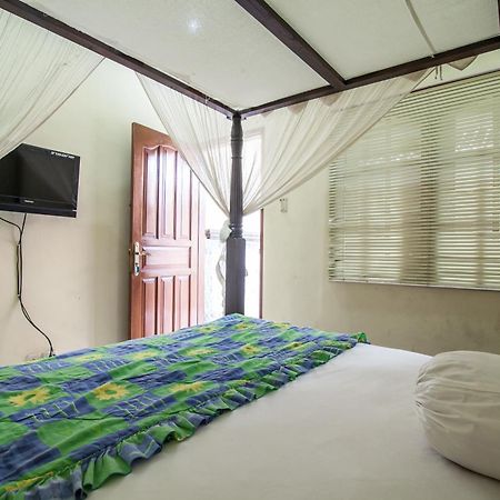 Lori Beach Inn Seminyak Kültér fotó