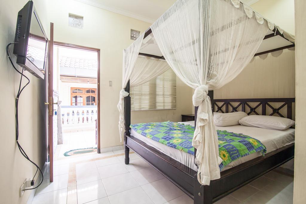 Lori Beach Inn Seminyak Szoba fotó