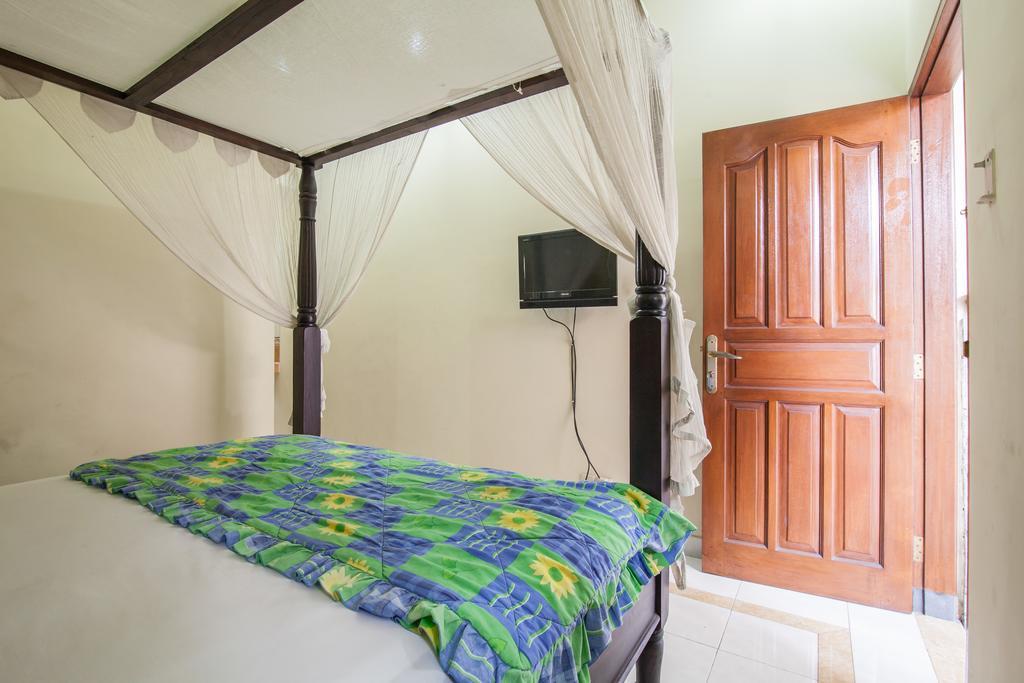 Lori Beach Inn Seminyak Szoba fotó