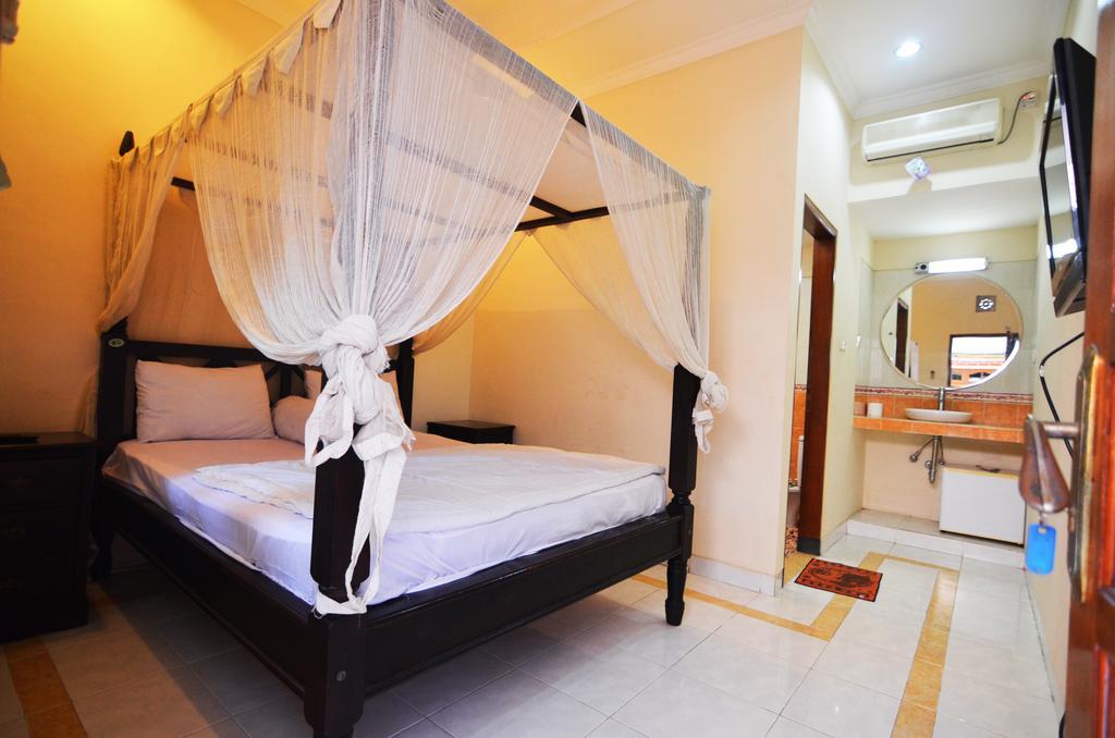 Lori Beach Inn Seminyak Kültér fotó