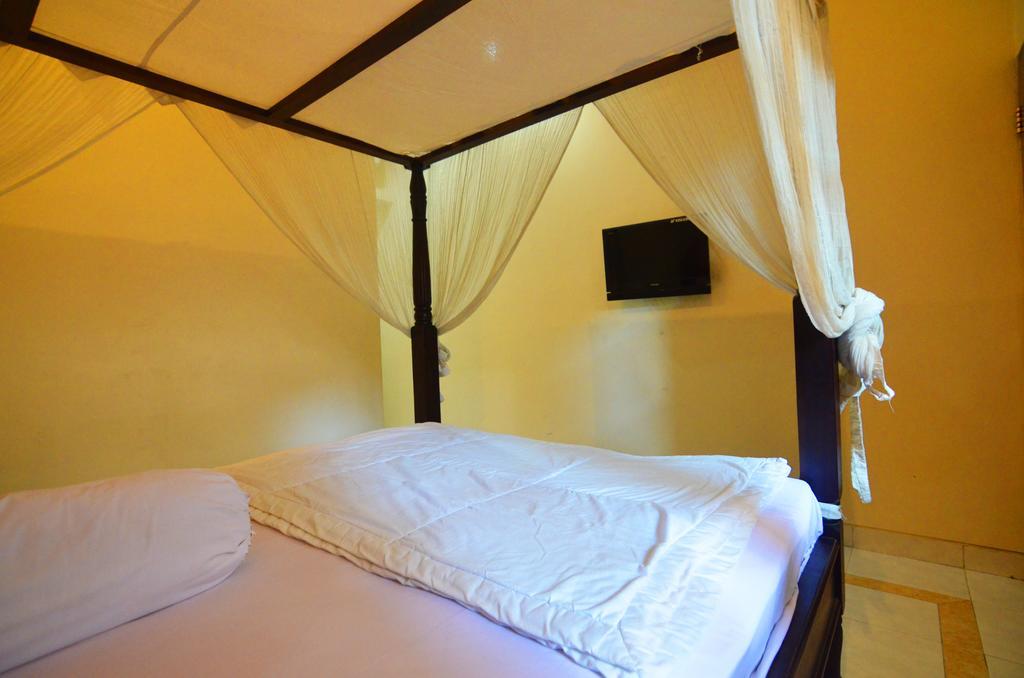 Lori Beach Inn Seminyak Kültér fotó