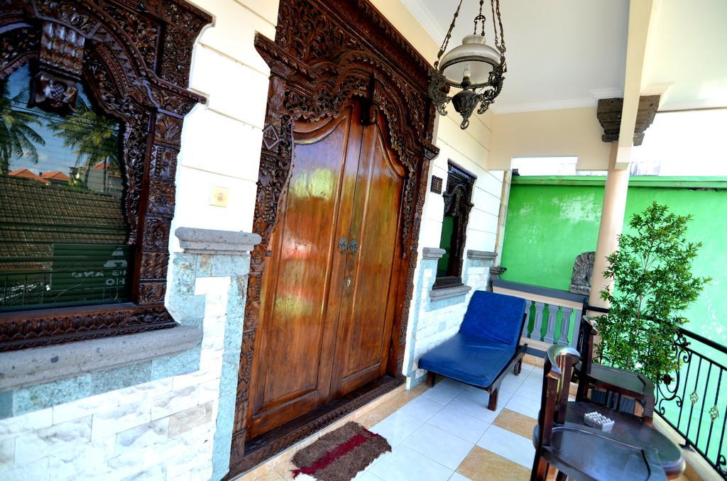 Lori Beach Inn Seminyak Kültér fotó